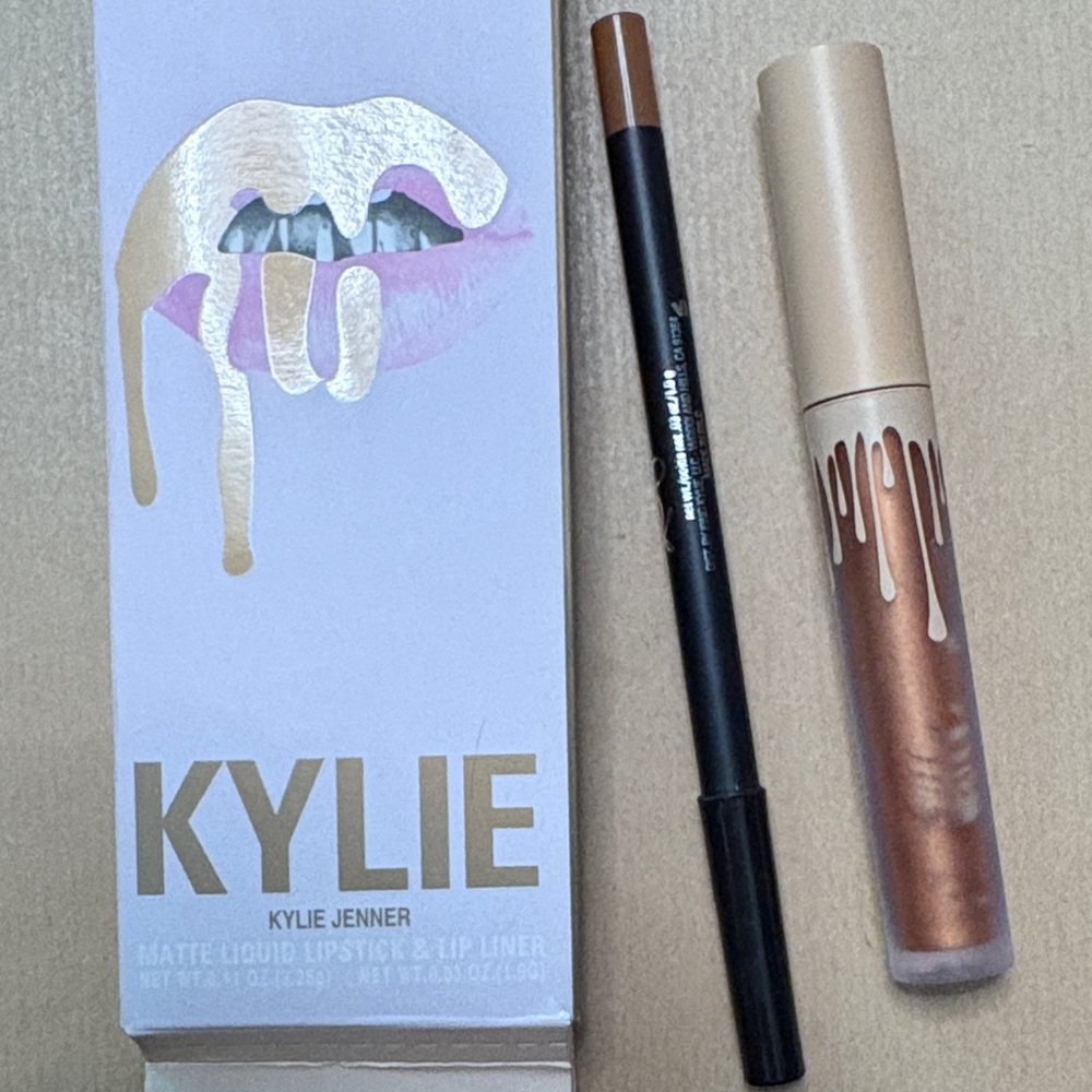 Matte Liquid Lipstick & Lip Liner Set - Brown NIB